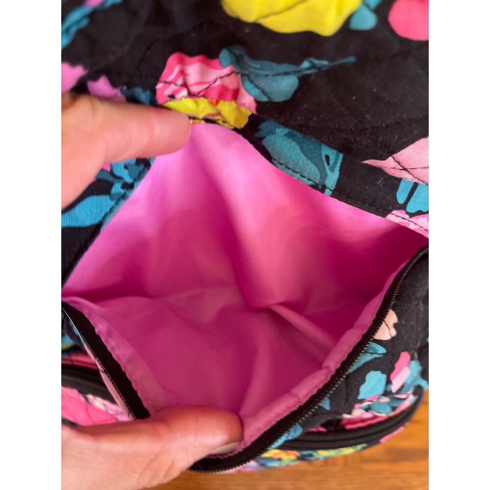 Vera Bradley, large floral quilted backpack - Picture 10 of 12